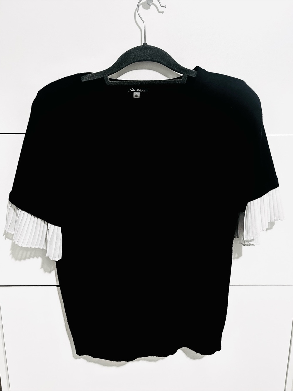 Valerie Stevens Black Short-Sleeve Top with White Pleated Sleeve Trim